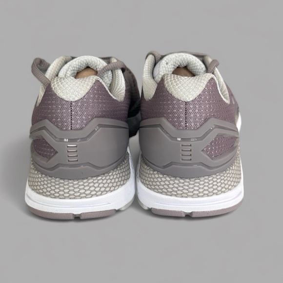 Under Armour HOVR Guardian Sneaker Running Shoe. Size 8.5. NWT - Picture 5 of 10